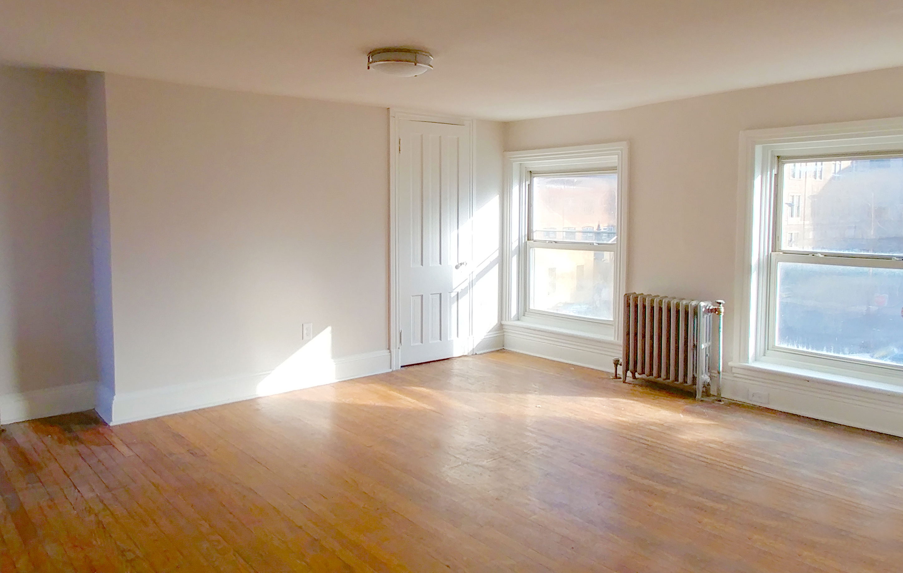 208 E Hanover St